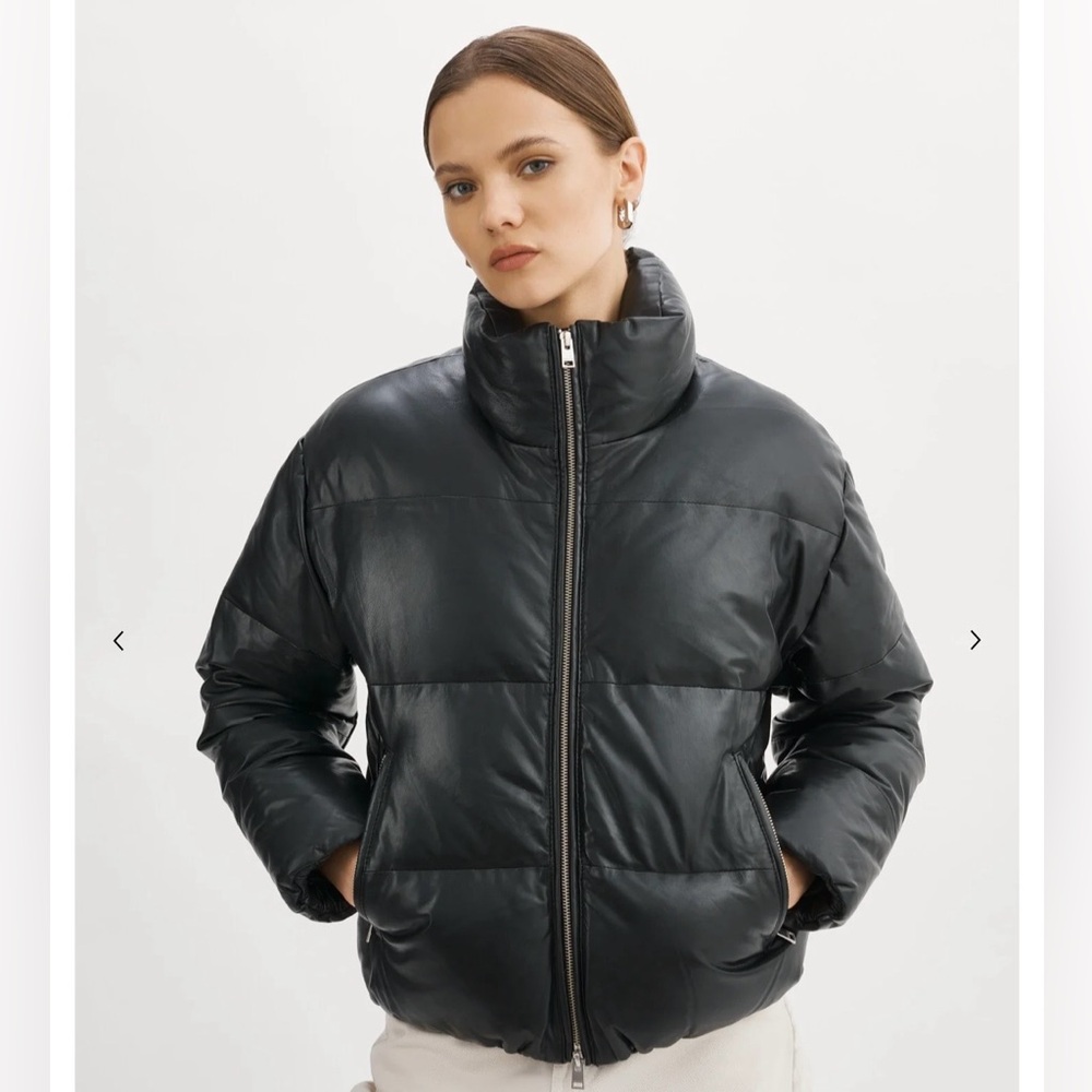 LAMARQUE Women's Black Down Puffer Jacket - Picture 4 of 16